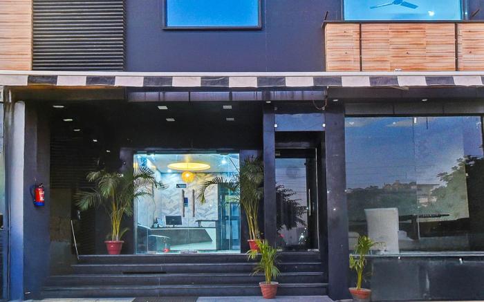 Super Townhouse Amrapali Circle Formerly Hotel Aqua