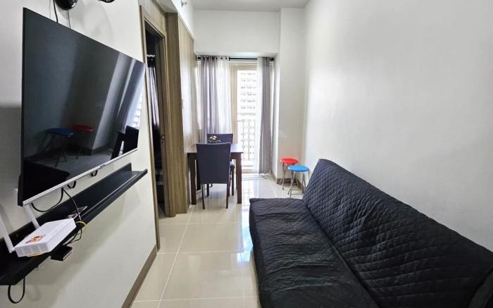 Coast Residences -1 Bedroom w/ Balcony  (PICC/WTC)