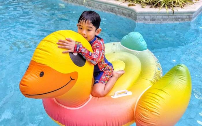 Grand Florida Pattaya Pool Access