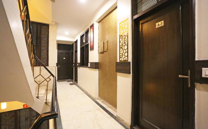 Hotel O Delhi Continental