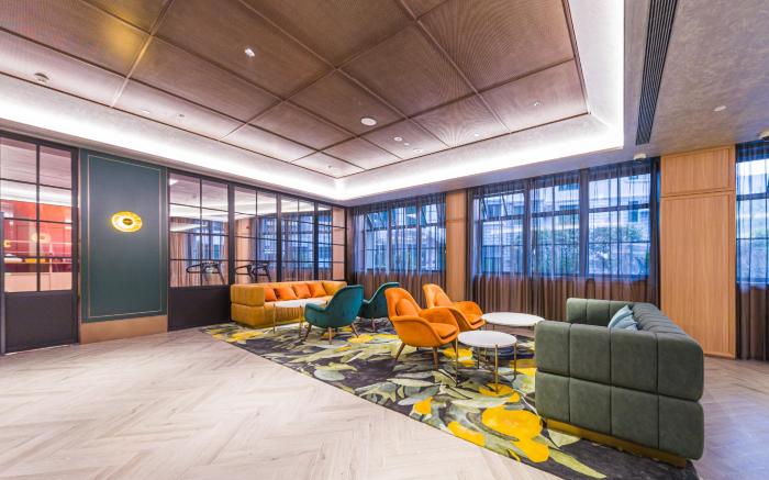 Orange Hotel Shanghai Xujiahui Stadium