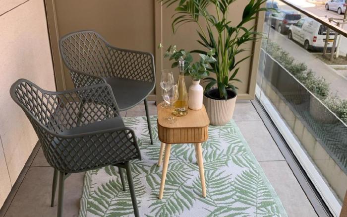 Magnific studio central near free Parking and Ride