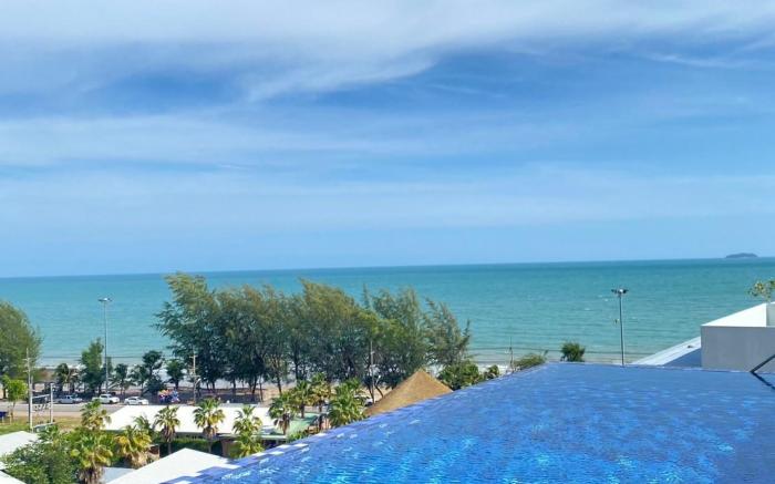GrandBlue Holiday Rental