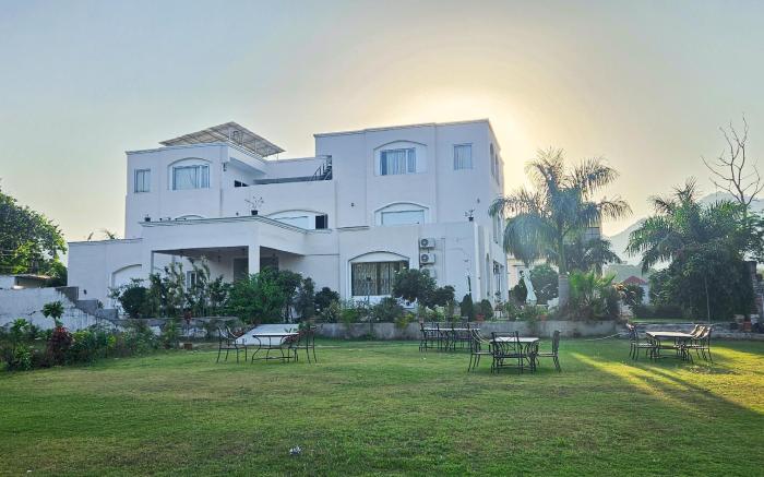 Surya Kothi Resort