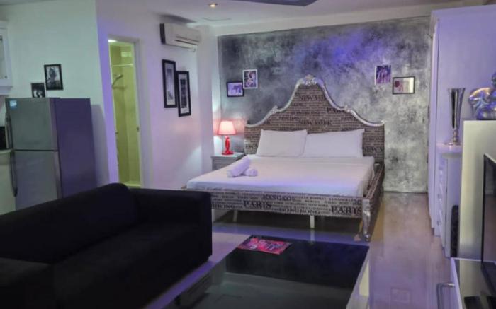 Arte Condo Rentals Grosvenor Square (Kandi Realty)