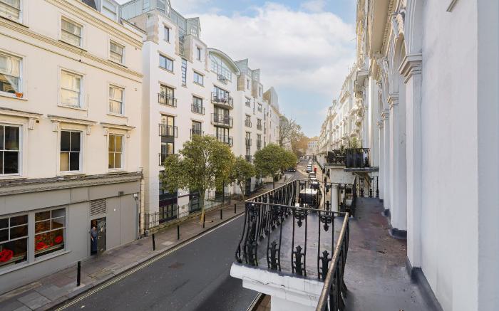 Kensington Gardens Apartments