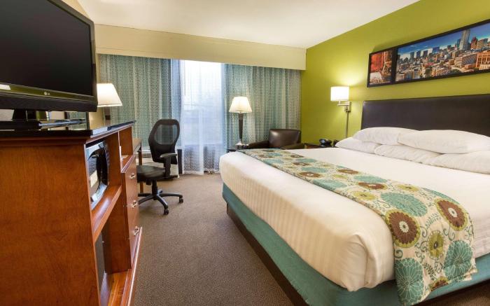 Heritage Inn Suites Houston/Sugar Land, Trademark by Wyndham