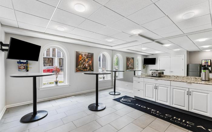 Hotel Chicago West Loop, SureStay Collection by Best Western