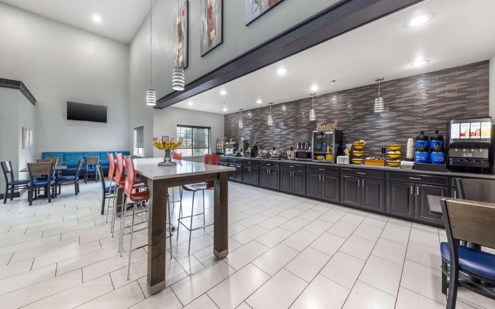Best Western Atoka Inn & Suites