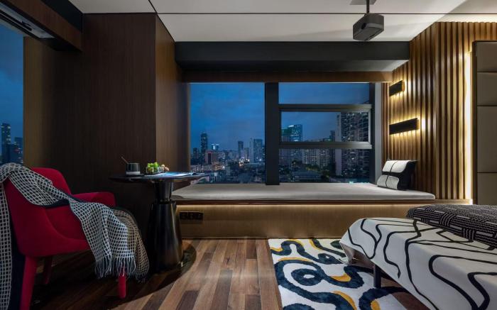 Beso vinyl fragment designer hotel
