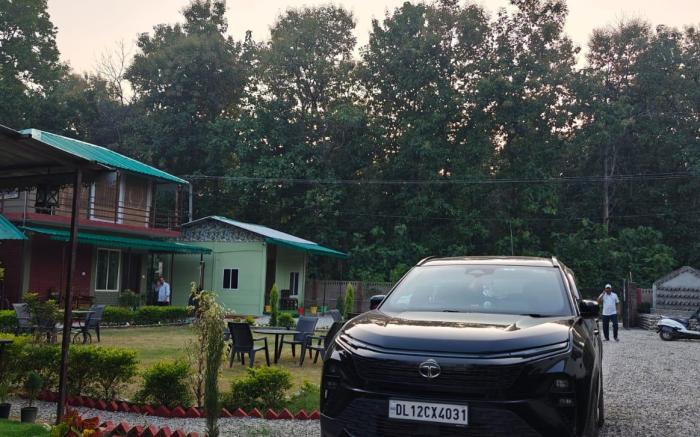 Corbett Sunrise India Homestay By Eiyuu Hotels