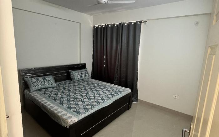 A Modern & Homely suit