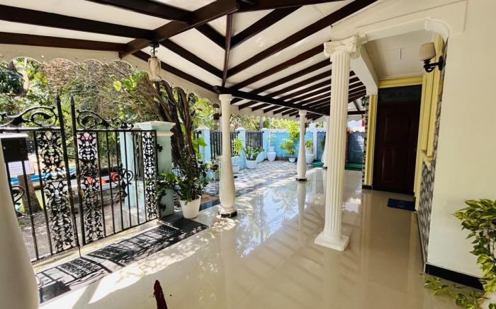 Canal View Cottage