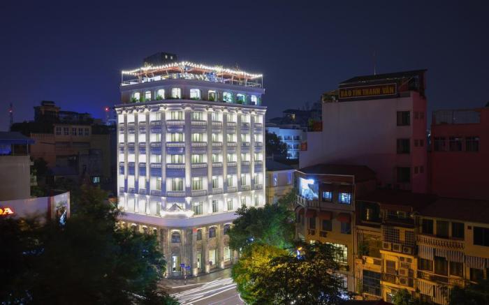 Halais Hotel