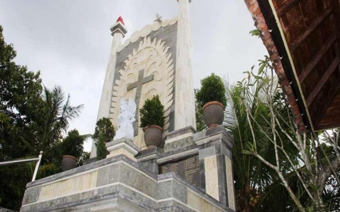 Puri Eling Blimbingsari Hotel