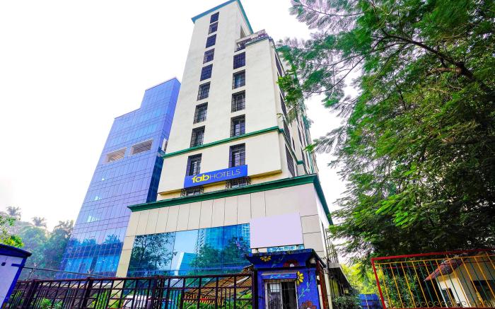 FabHotel Mumbai Corporate Apartments, Bandra