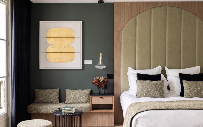 1.75 Paris La Source