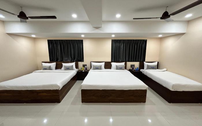 Hotel Pravasa Stays , Shirdi 