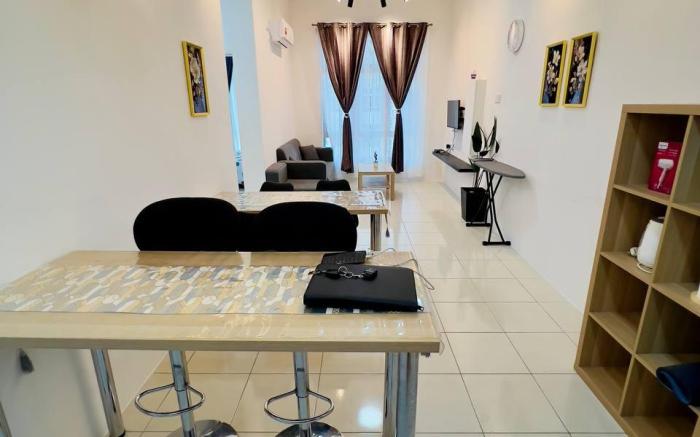 Ipoh Anderson Suites 77 2R2B 6pax