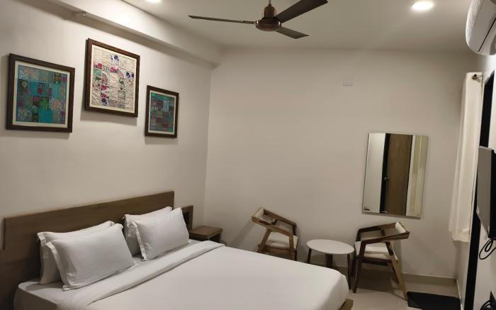Vasudeva Hotel & Restaurant
