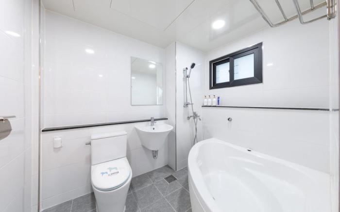 Gyeongju Bulguksa Pool Villa