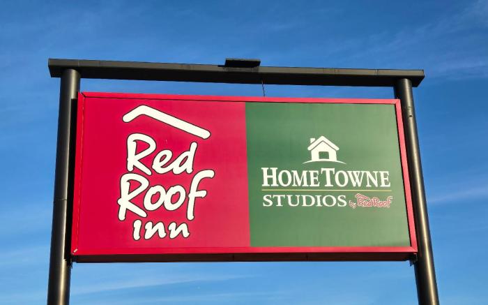 HomeTowne Studios LaGrange