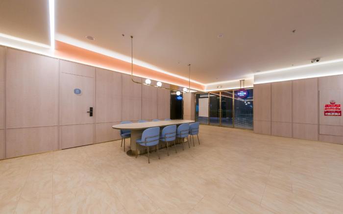 Hanting Hotel Hangzhou Xiaoshan Airport Yongsheng Road Metro Station