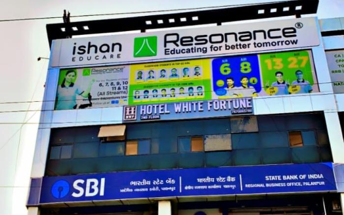 Hotel White Fortune