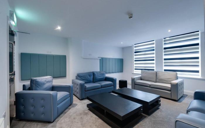 Temple Court Cavern Quarter 2-BR City Centre Apt