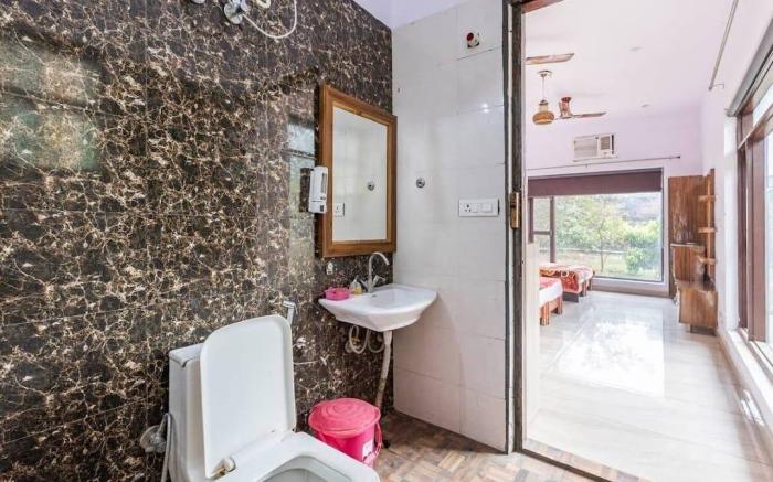 Royal stay farm house in gurgaon