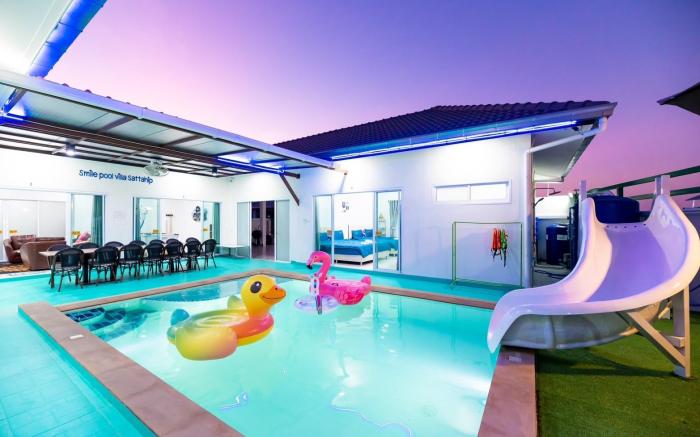 Clear98 Smile Pool Villa Sattahip