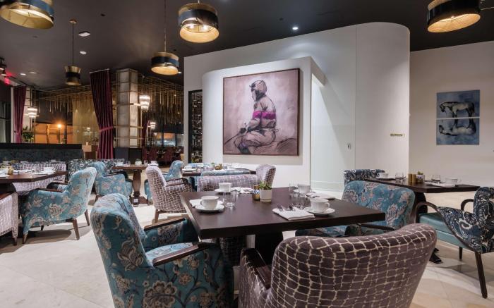 Hotel Bourre Bonne Louisville, Curio Collection by Hilton
