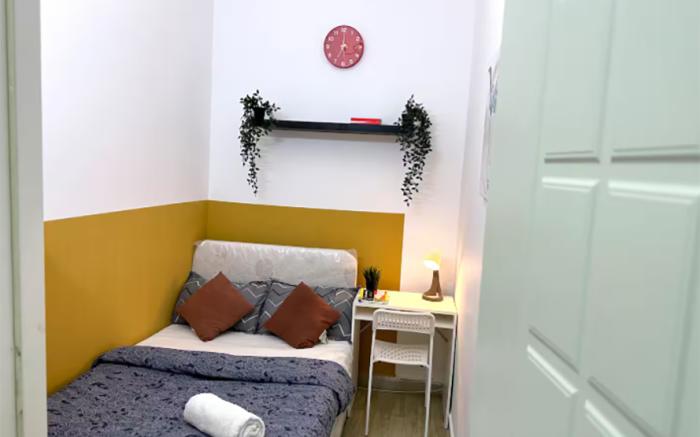 Couple Partition Room in Tecom Near Metro