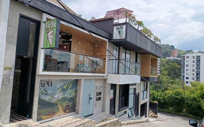 Tuki Hostel & Lounge