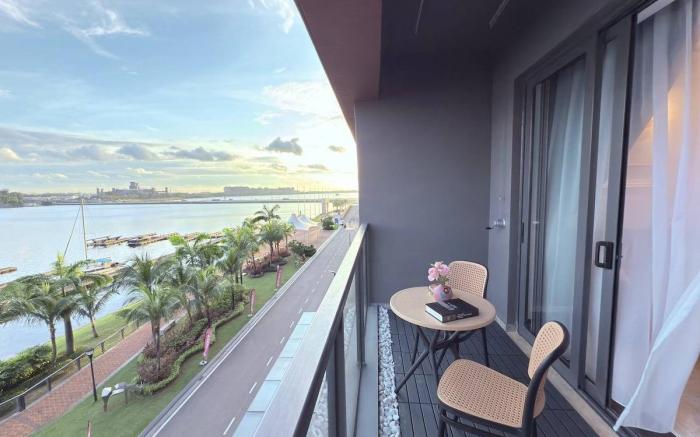 Magical Seaview Studio Unit at R&F Seine Region