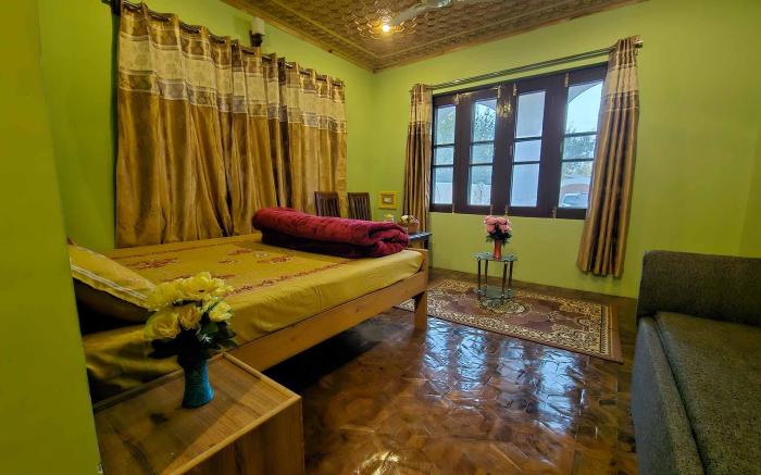 Sweet summer homestay