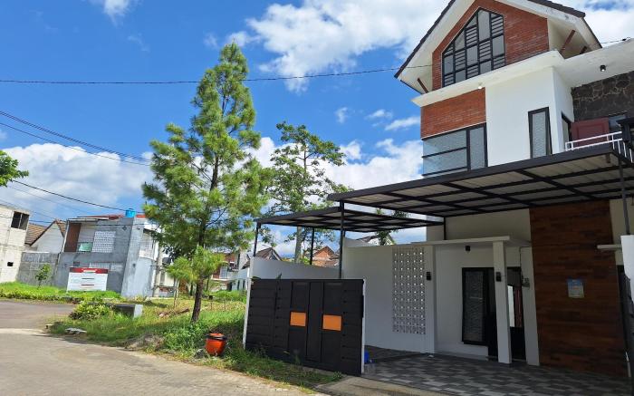 MP Villa Boulvard 43 Malang