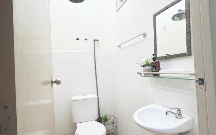 ADAWIYAH GUEST HOUSE, GAMBANG