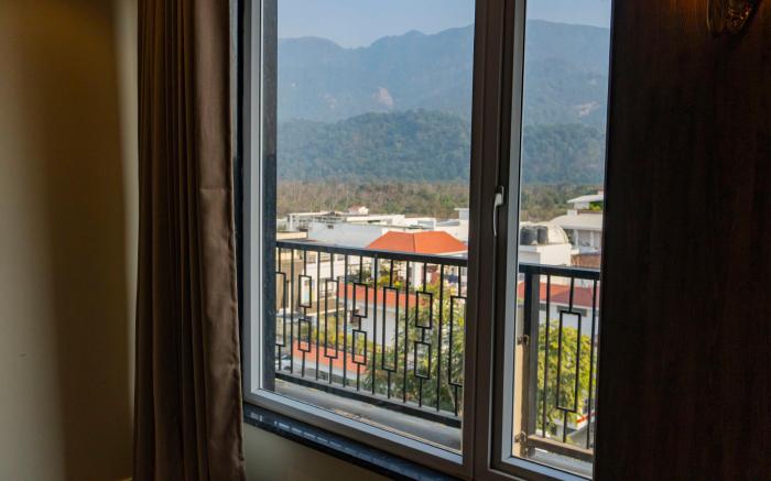 HOTEL HRISHIKESH HIGH