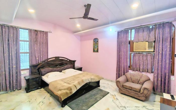 Riya Villa: Luxury Stay Varanasi