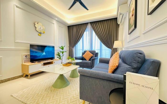 Skyline Seaview 3BRunit atR&F SeineRegion by Anju