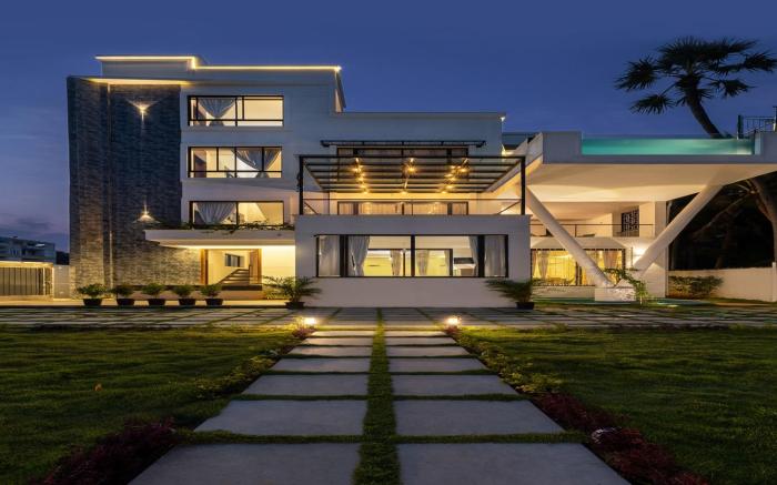 The Serene Shores - Luxury Private Villa