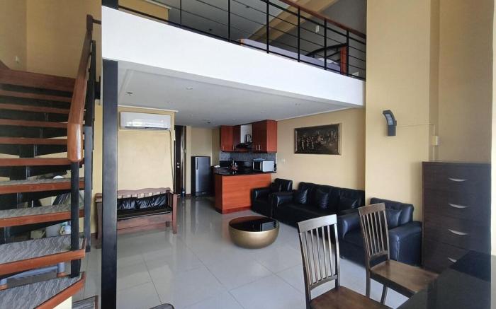 Ultima Fine Loft | Panorama View | Netflix 4k