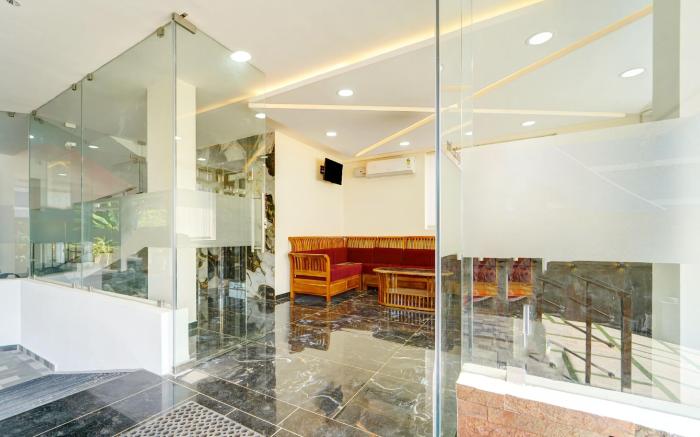 Super Townhouse Trivandrum Near Padmanabhaswamy Temple