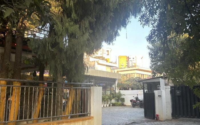 Pahuna ghar
