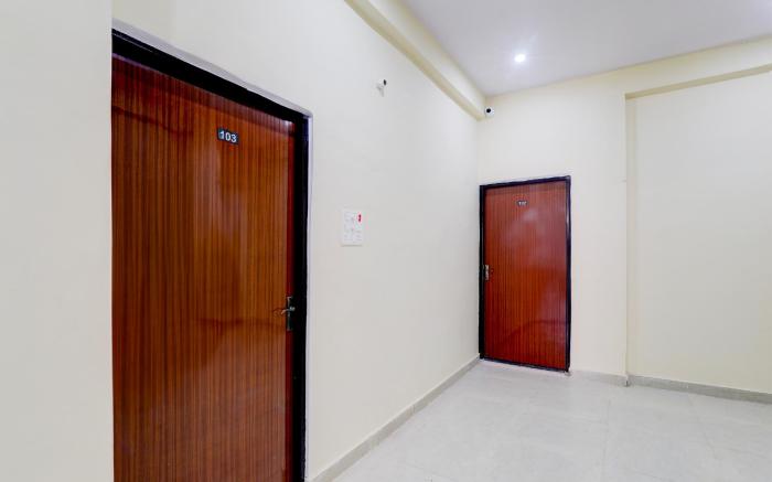 Super Hotel O Sudhirpur near Phonix Hospital