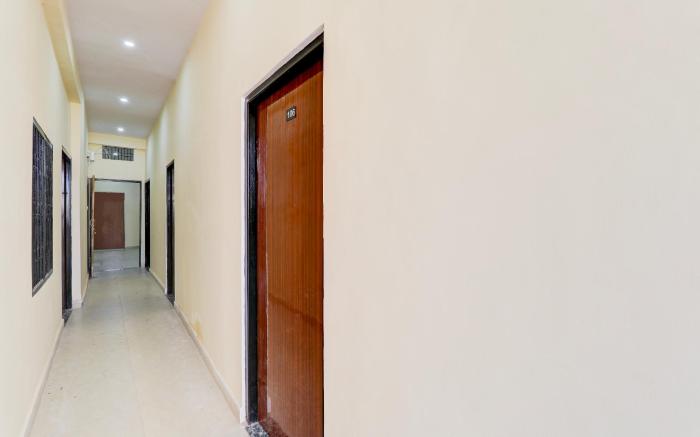Super Hotel O Sudhirpur near Phonix Hospital