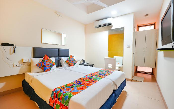 FabHotel Cosmo Annora