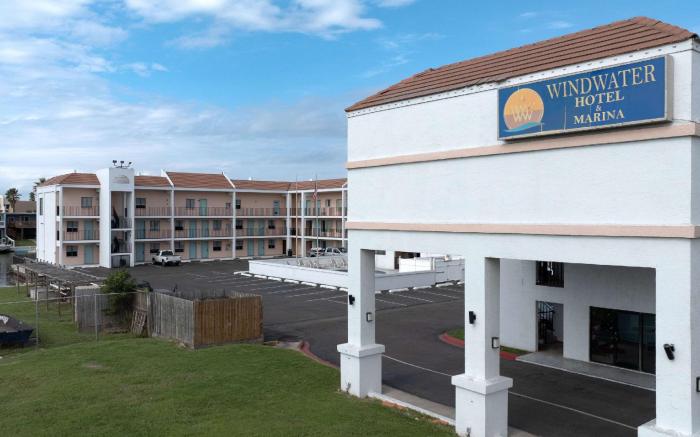 WindWater Hotel and Marina
