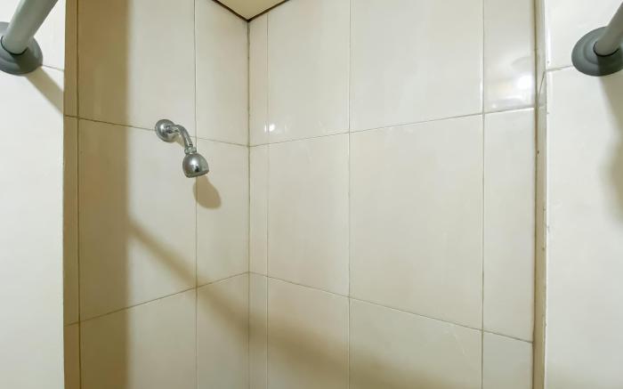 Cozy and Minimalist Studio Mangga Dua By Travelio